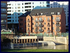 Leeds Dock 04